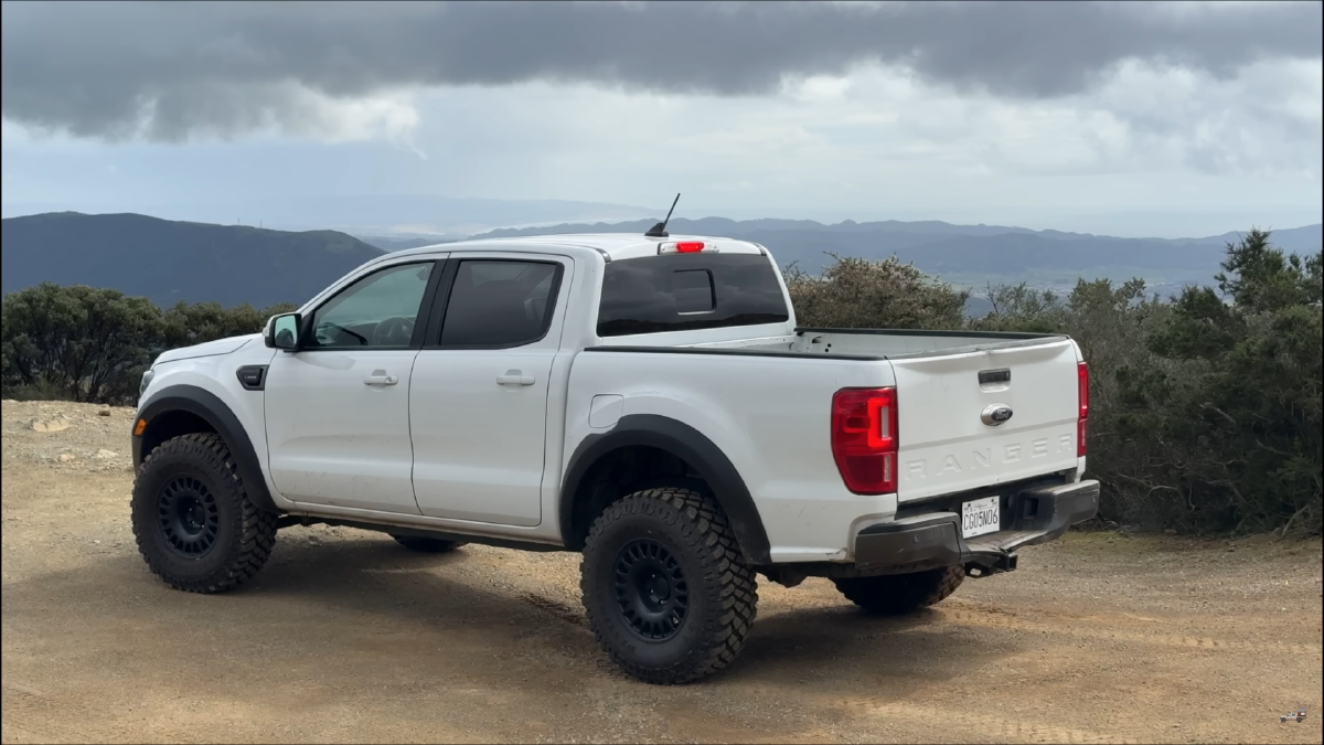 Salvage Ford Ranger Frame Repair and Build